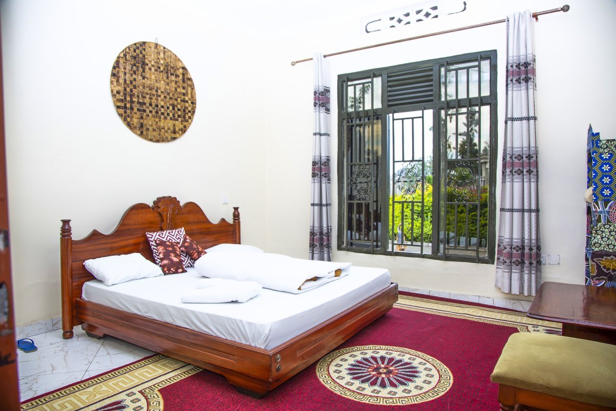 TEMBERA Room - Virunga Homestay Room